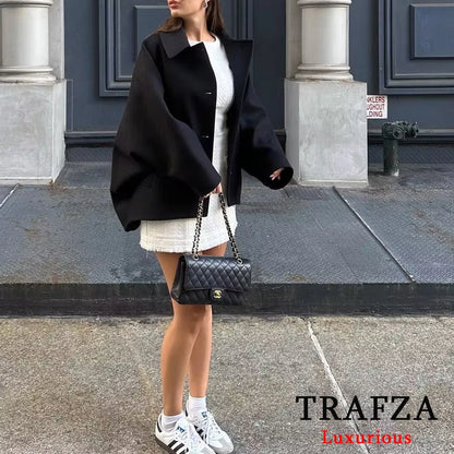 TRAFZA Casual Oversized Jackets Women Long Batwing Sleeve Pockets Buttons Coats Fashion 2024 Autumn Winter Thick Warm Outwears