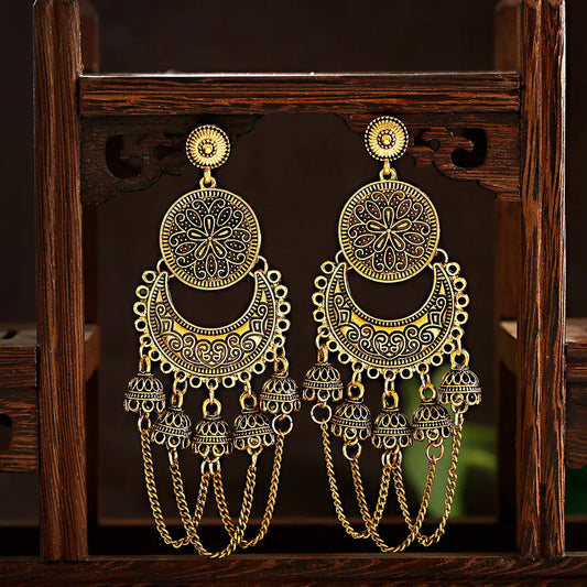 2024 Retro Indian Jhumka Jhumki Gypsy Ethnic Gold Alloy Carved Round&Crescent Bell Tassel Drop Earrings for Women Boho Jewelry