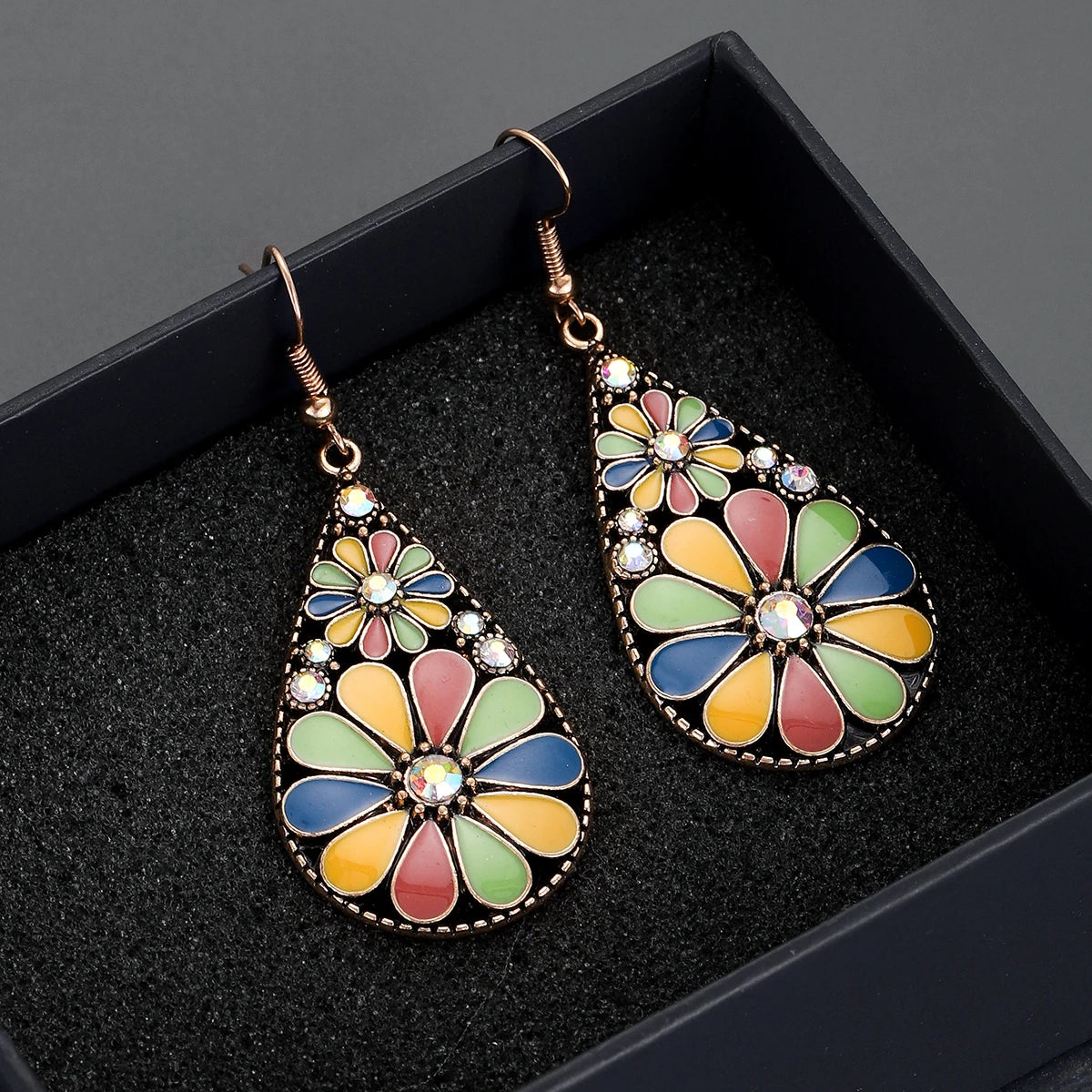 Retro Multicolor Flower Crystal Earrings for Women Boho Hollow Water Drop Pendant Earrings Girls Fashion Jewelry Gift