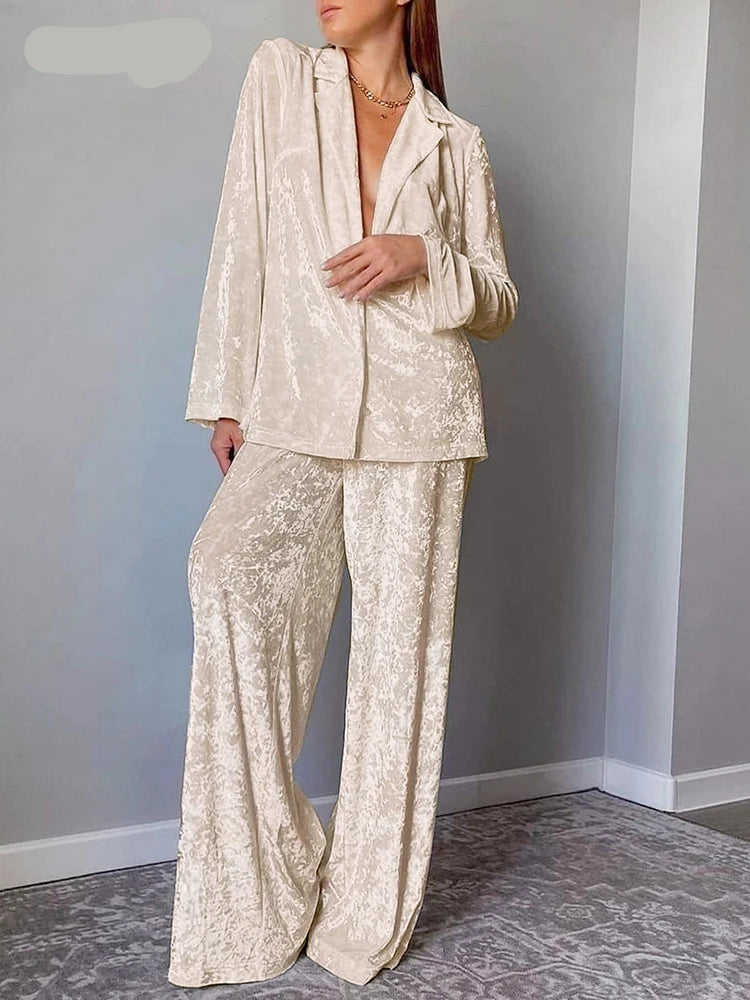 Beige Velvet 2 Piece Home Wear Winter Long Sleeve Tops High Waist Pants Pajamas Two Piece Set Women 2025 Nighties Sleepwear