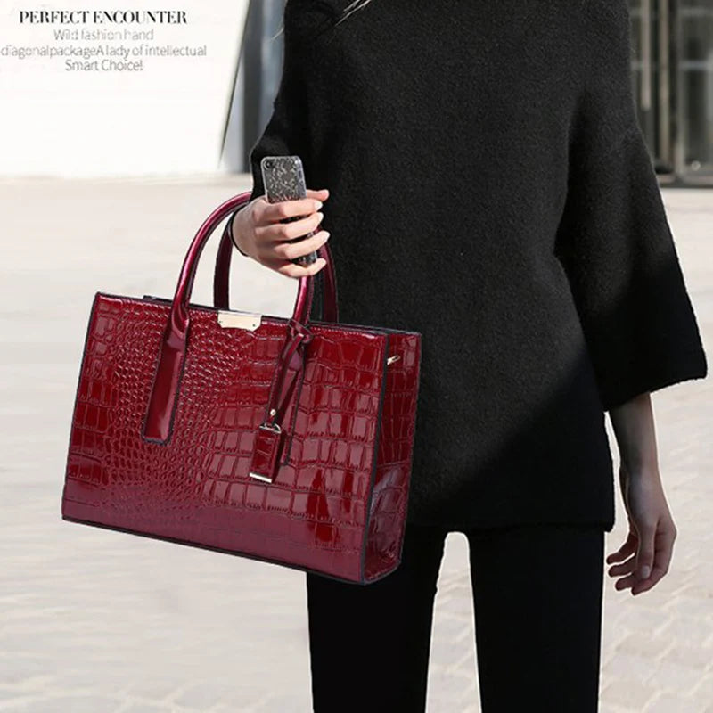 Luxury Crocodile Pattern Large Capacity Cross Shoulder PU Bag