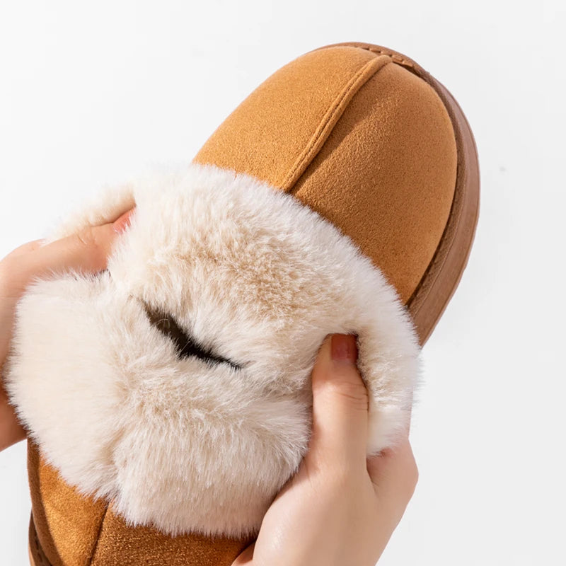 2025 High Quality of  Women's Fashion Snow Boots Fluffy Plush Faux Fur Soft Slippers Winter Indoor Comfortable Home men's Shoes