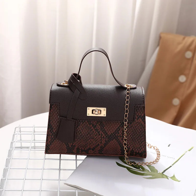 Fashion Chain Small Square Bag New Popular Handbag Simple Mini Shoulder Messenger Bag Trend Casual Crossbody Bags