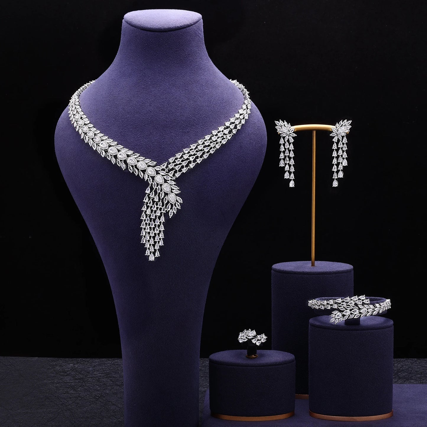 New 4-piece Bridal Cubic Zirconia Party Jewelry Set for Womens