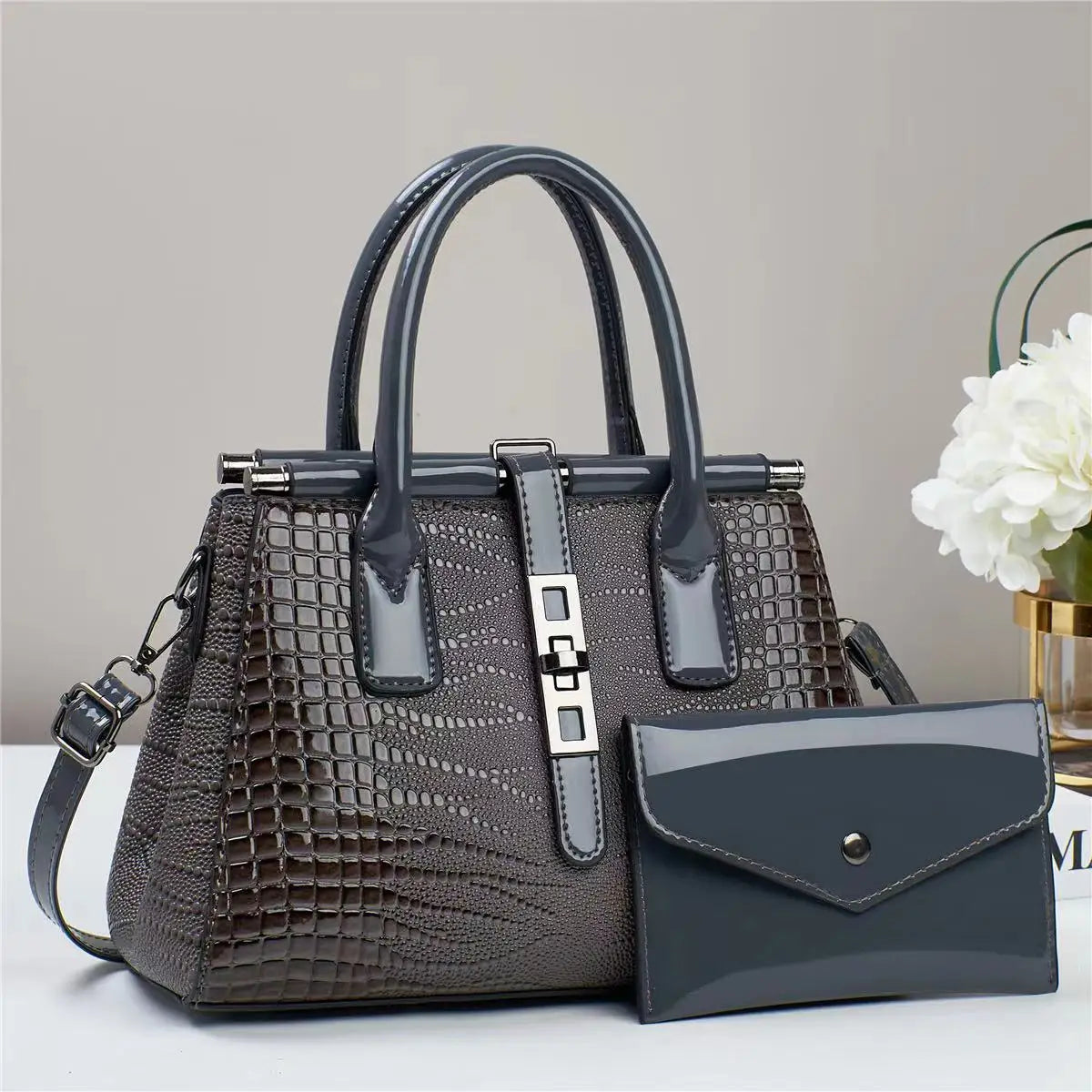 Luxury Brand Designer Crocodile Pattern Bright Leather Large Capacity Crossbody Women's Handbag