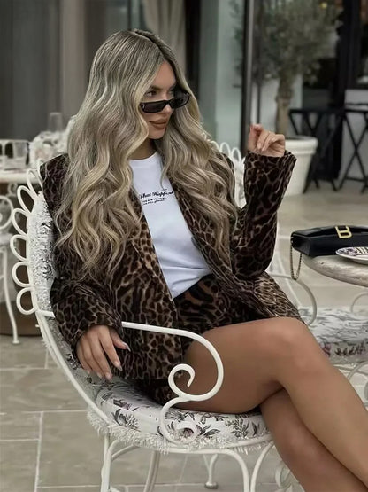 Long Sleeve 2 Pieces Leopard Printed Mini Skirt Two Piece Set Women Outfit